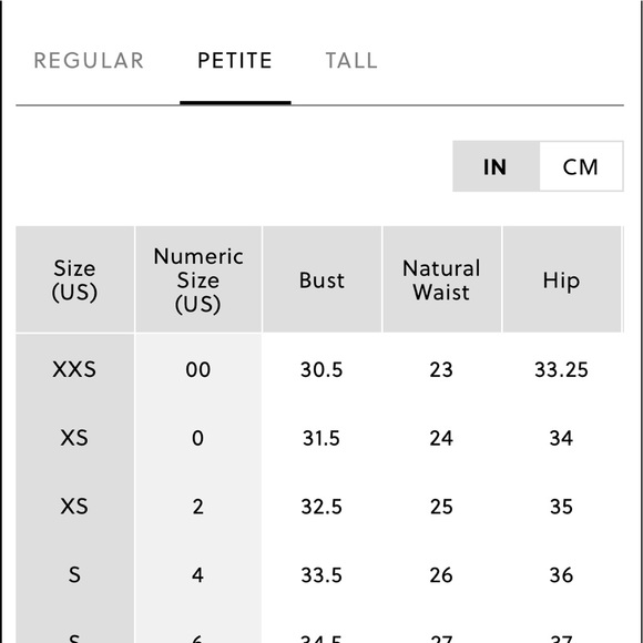 Petite cocoon coat in Italian stadium-cloth wool - Picture 4 of 5